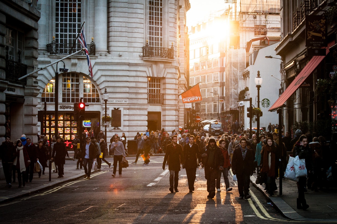 Busy London Street - Samir Salya